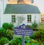 complementary picture for Smile Signs range